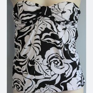 White House Black Market Floral Tube Top